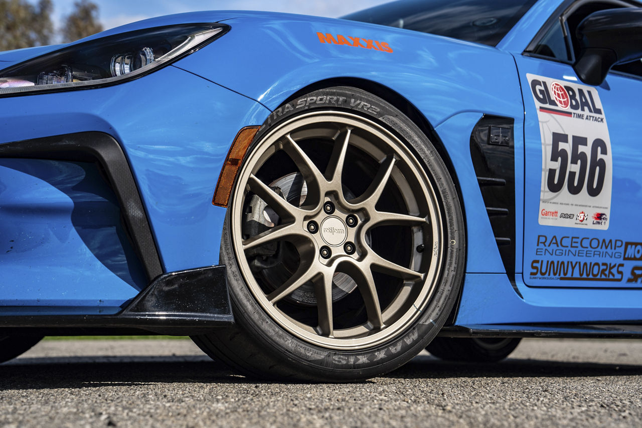 2024 Toyota GR86 - Rotiform LTN-J - Gold | Rotiform